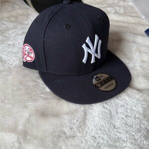 New Era Navy and White New York Yankees Snapback